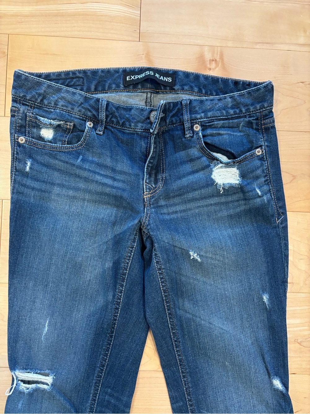 Express Women's Distressed Blue Skinny Jeans